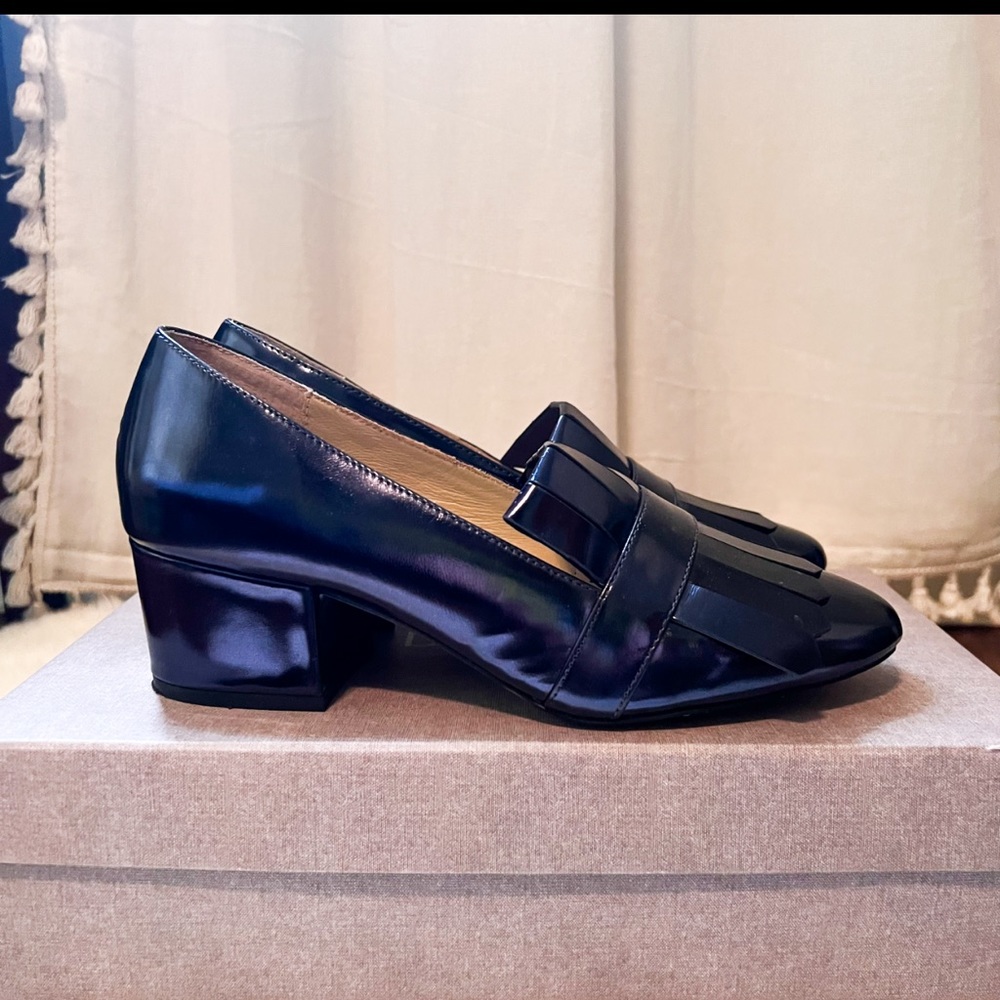 Botkier Indigo Kiltie Loafer Pump Size 7